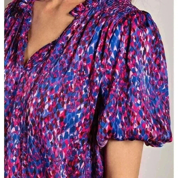 NWT Avara Royal Blue and Pink Printed Front Tie Puff Sleeve Blouse Small - Picture 3 of 6